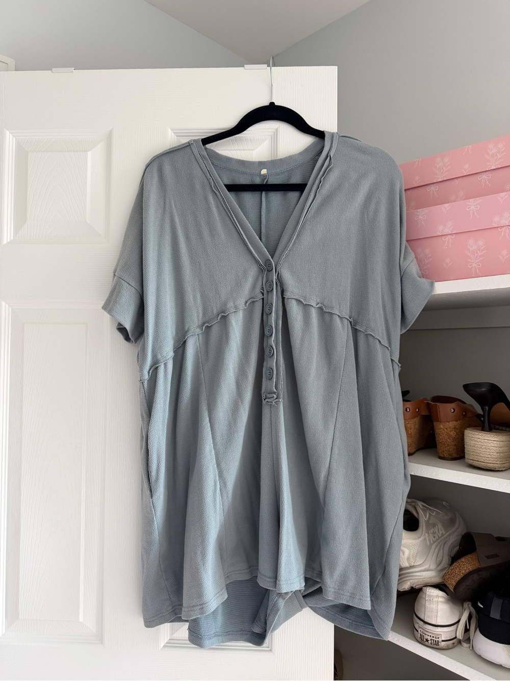 Relaxed V-Neck Button-Front Tunic Top in Light Blue